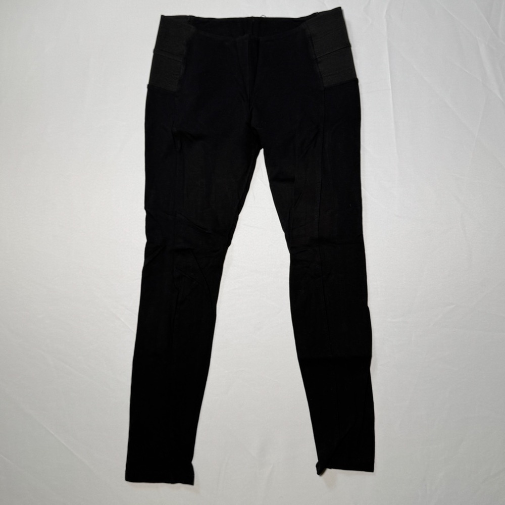 Ci Sono Sleek Black Apparel